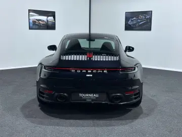 PORSCHE Carrera   Scheckheft   Approved 11 2026   Lift