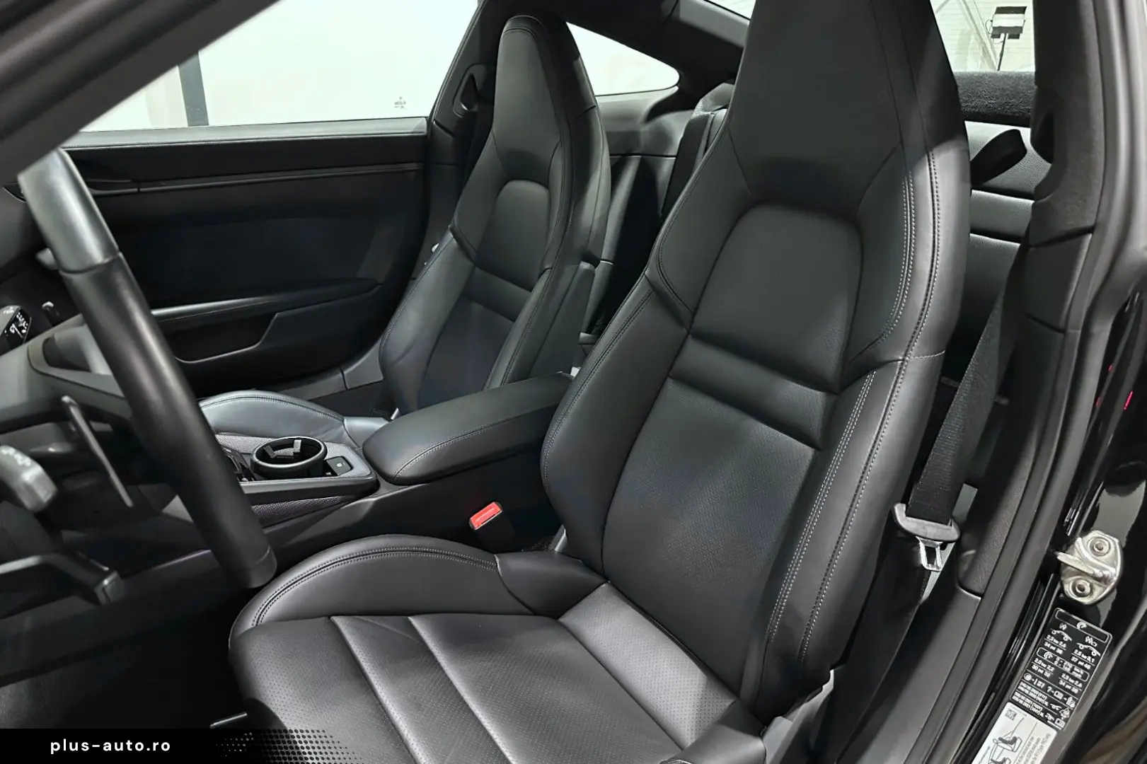 PORSCHE Carrera   Scheckheft   Approved 11 2026   Lift