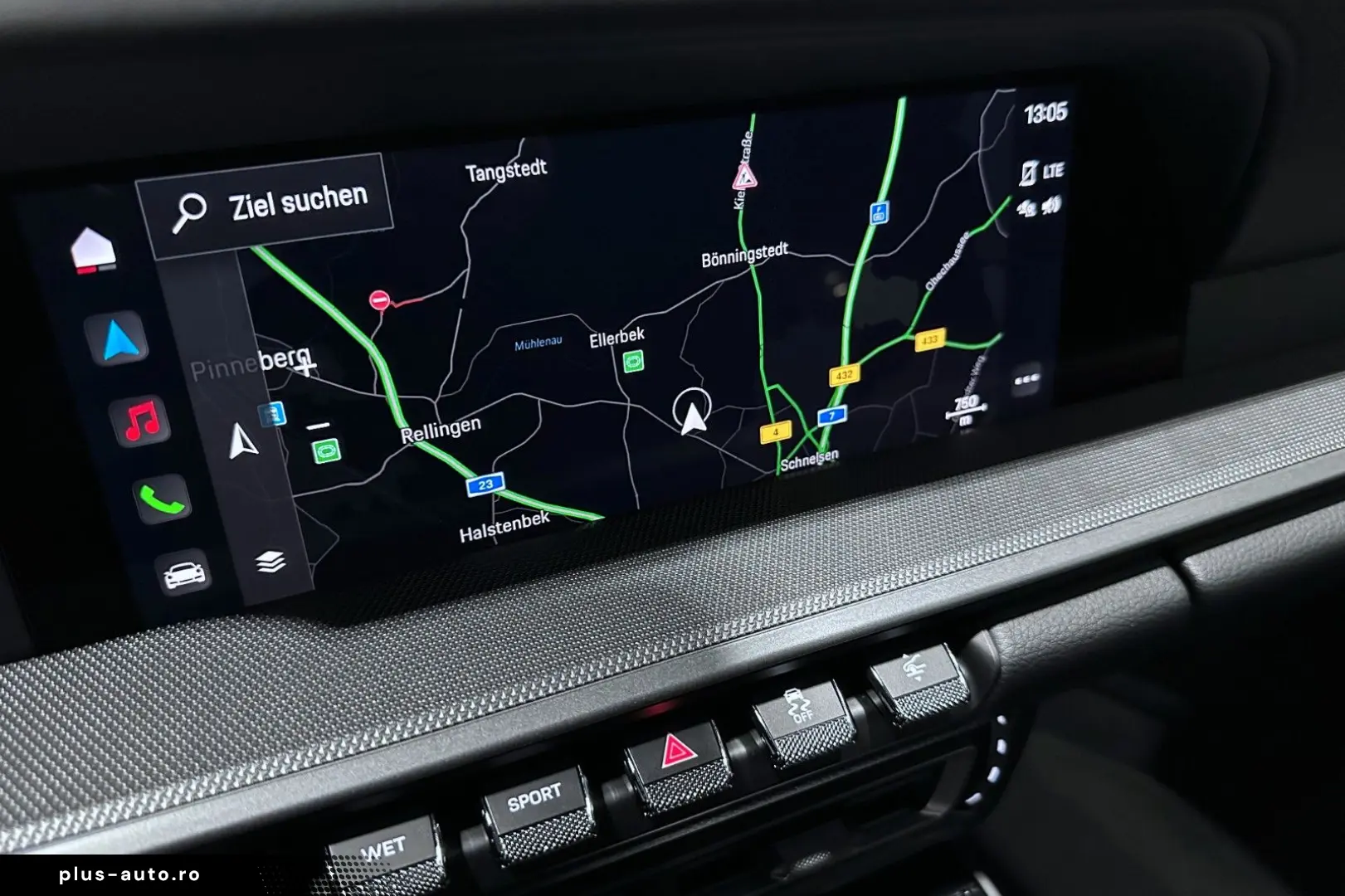 PORSCHE Carrera   Scheckheft   Approved 11 2026   Lift