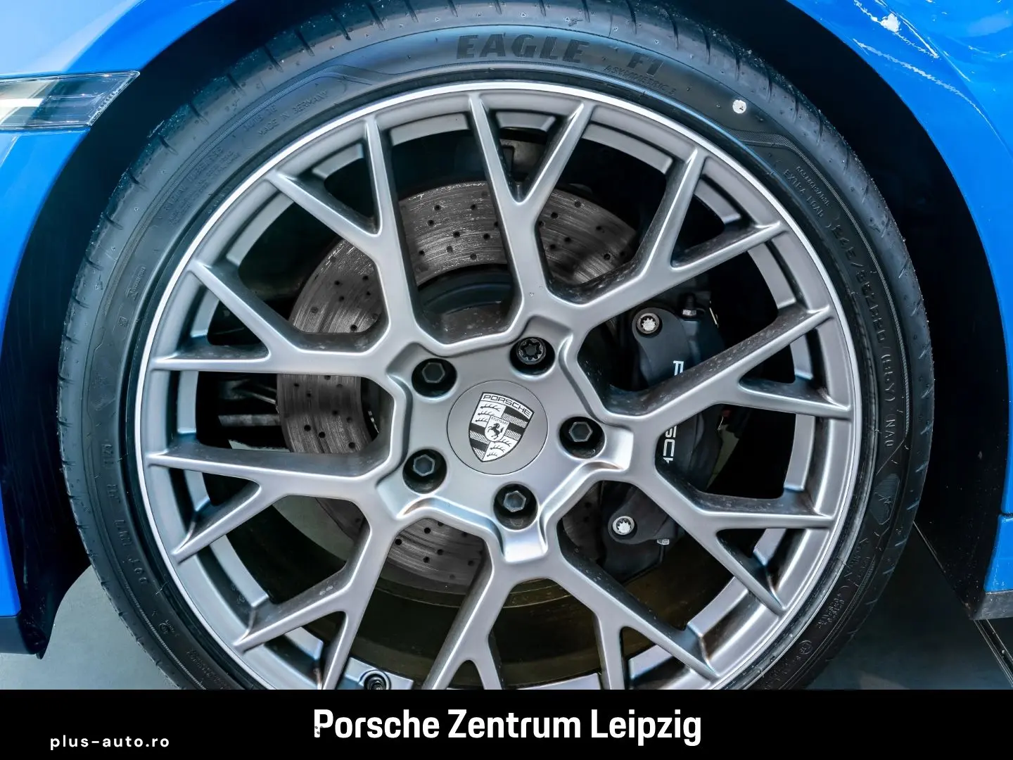 PORSCHE 992 911 Carrera Mod.2025! SportChrono Lift HD Si