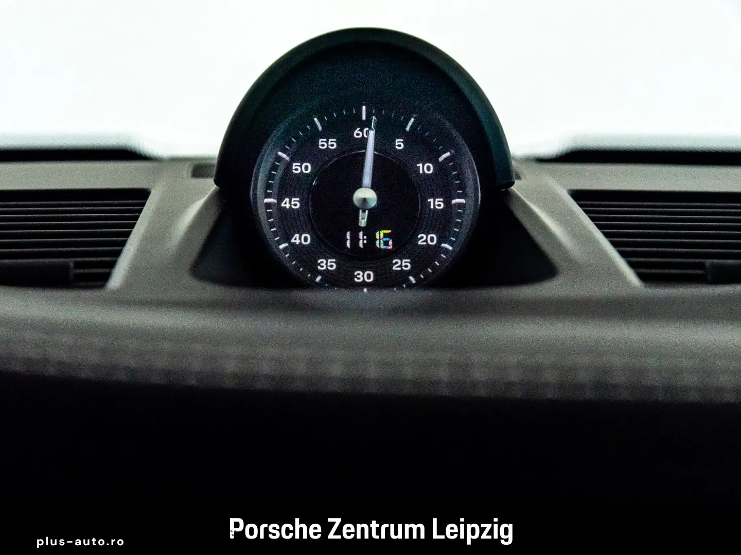 PORSCHE 992 911 Carrera Mod.2025! SportChrono Lift HD Si