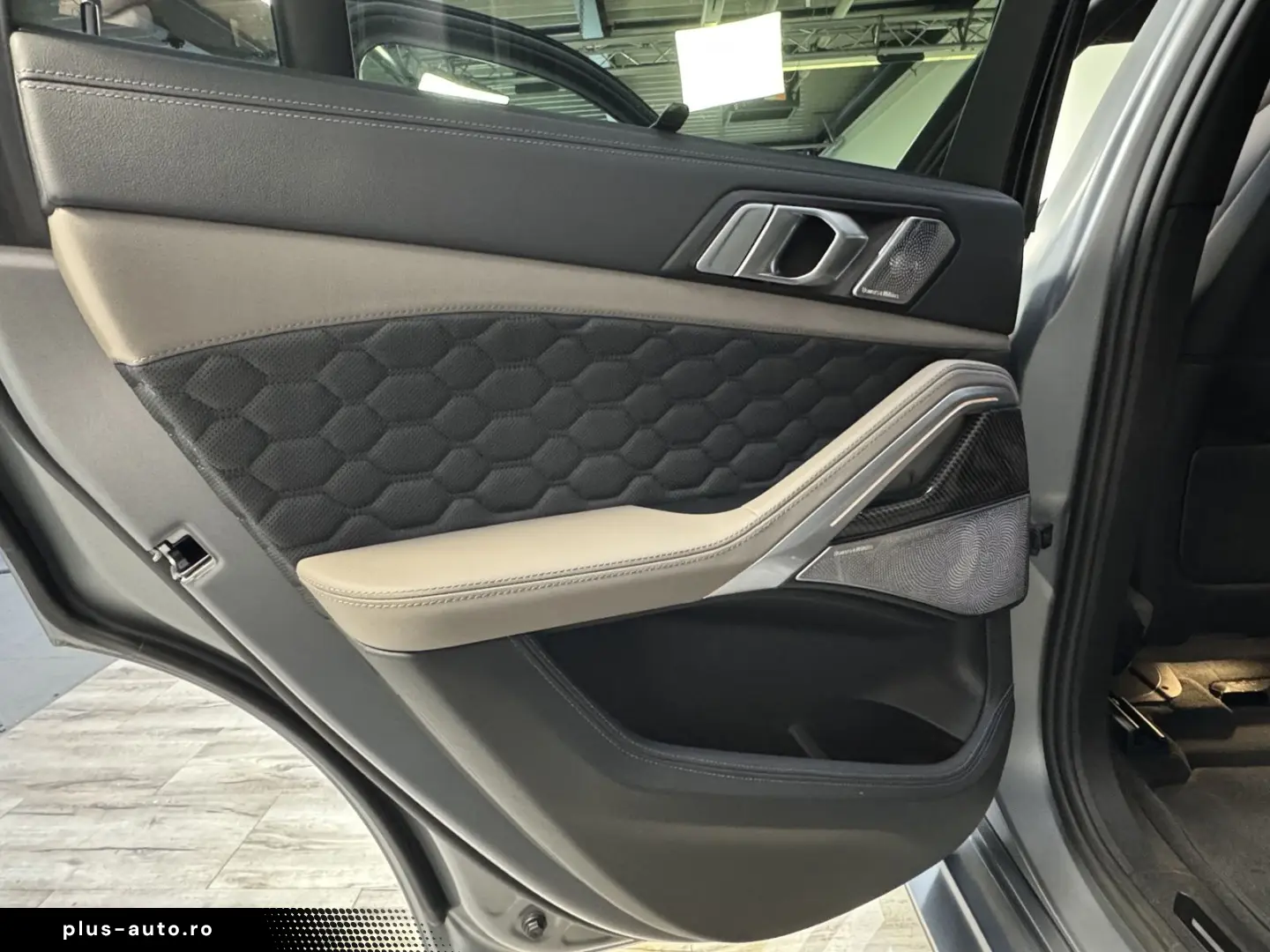 BMW X6 M Comp UPE194 AHK Sky B&W Massage Sitzlüftung