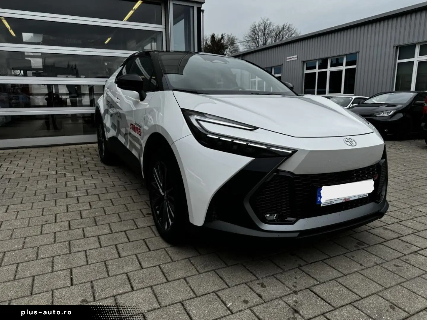 TOYOTA C-HR 2.0 Hybrid AWD GR SPORT Premiere