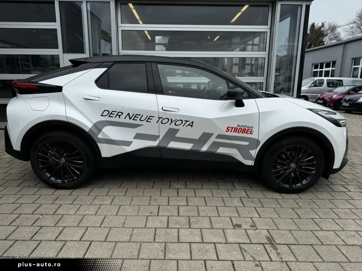 TOYOTA C-HR 2.0 Hybrid AWD GR SPORT Premiere