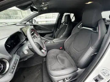 TOYOTA C-HR 2.0 Hybrid AWD GR SPORT Premiere