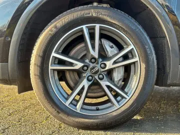 AUDI Q5 50TFSIe qu BLACK HuD 360  MATRIX AHK TOUR VC