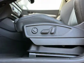 AUDI Q5 50TFSIe qu BLACK HuD 360  MATRIX AHK TOUR VC