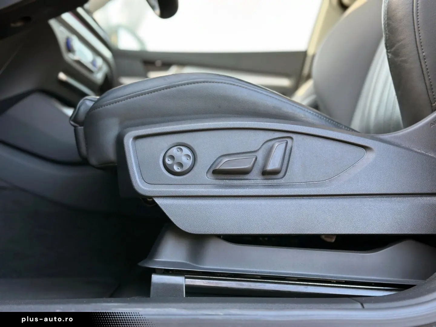 AUDI Q5 50TFSIe qu BLACK HuD 360  MATRIX AHK TOUR VC