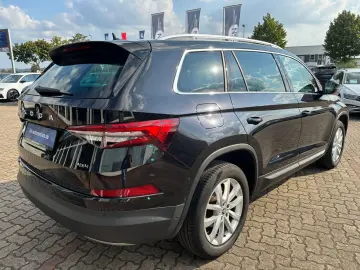 SKODA Kodiaq Style 2.0 TDI DSG 4x4 Matrix 360  STHZ AH
