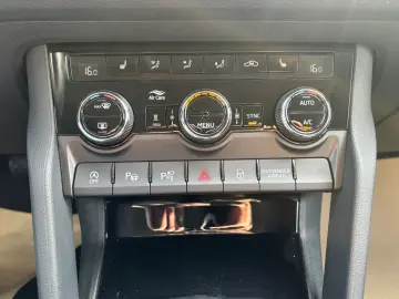 SKODA Kodiaq Style 2.0 TDI DSG 4x4 Matrix 360  STHZ AH