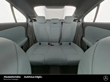 MERCEDES-BENZ A 250 4M AMG Premium  AHK Distronic Pano NP67