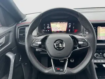 SKODA Kodiaq 2.0 RS 4X4 LEDER PANO AHK 360CAM LM20 NAV