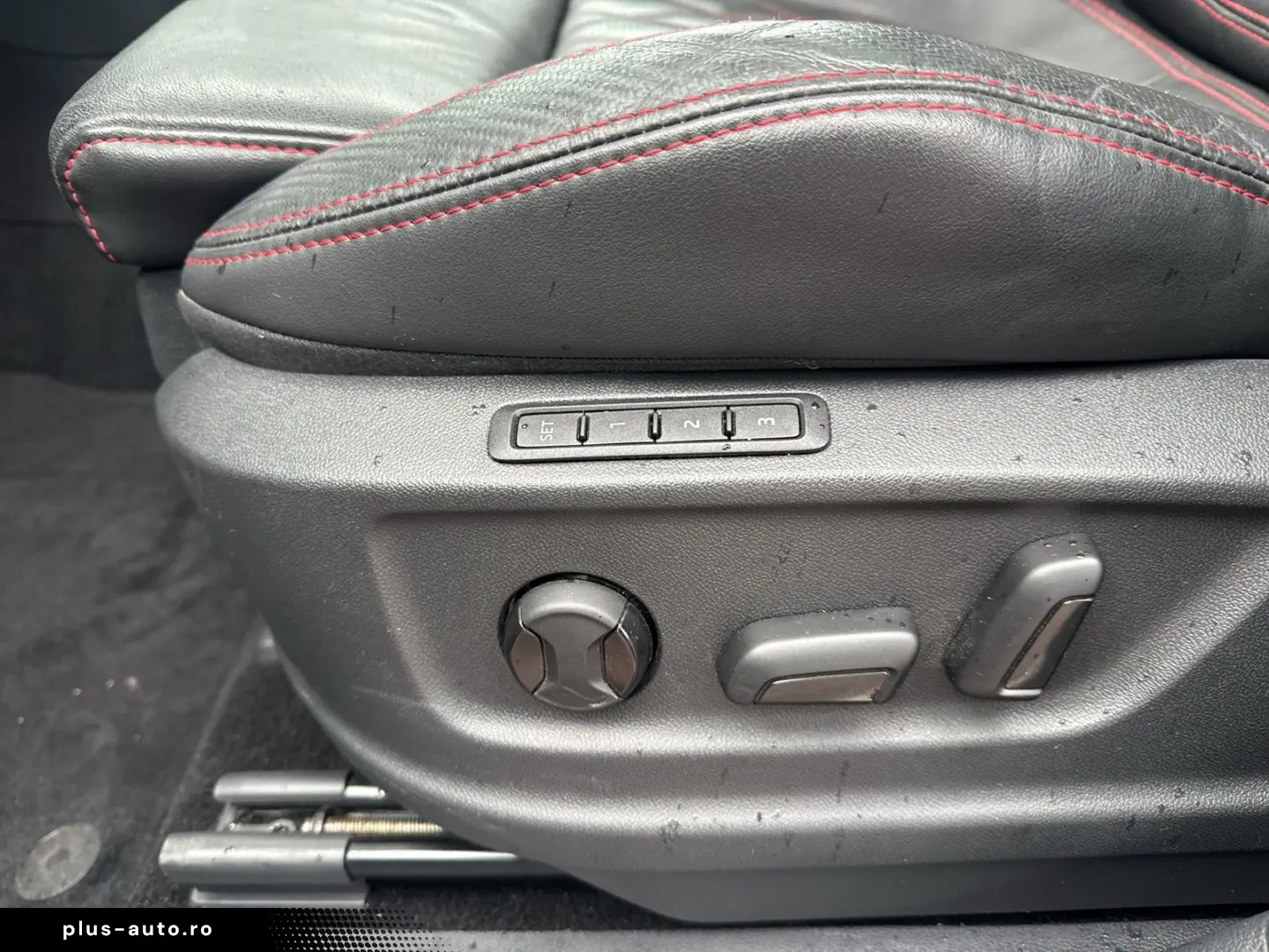 SKODA Kodiaq 2.0 RS 4X4 LEDER PANO AHK 360CAM LM20 NAV