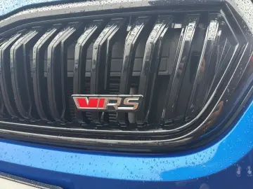 SKODA Kodiaq 2.0 RS 4X4 LEDER PANO AHK 360CAM LM20 NAV