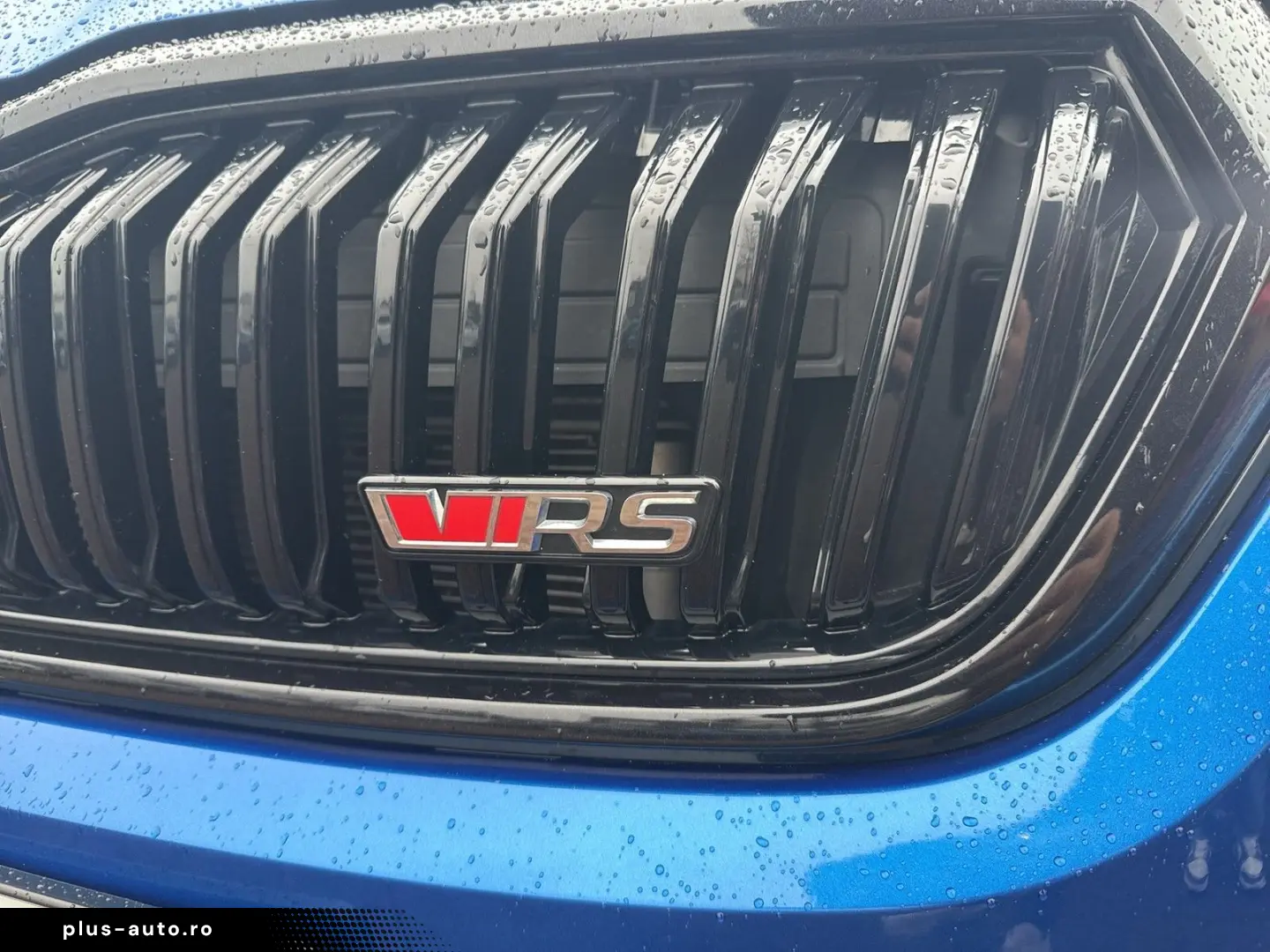 SKODA Kodiaq 2.0 RS 4X4 LEDER PANO AHK 360CAM LM20 NAV