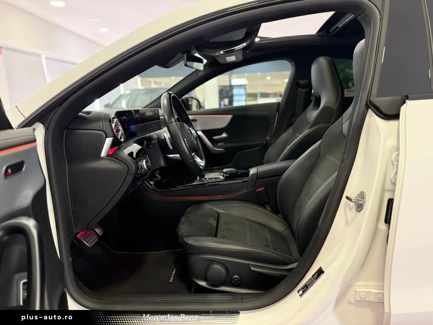 MERCEDES-BENZ CLA 200 7G AMG EDITION 2020  PANO AMBIENTE KAM