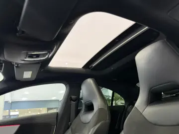 MERCEDES-BENZ CLA 200 7G AMG EDITION 2020  PANO AMBIENTE KAM