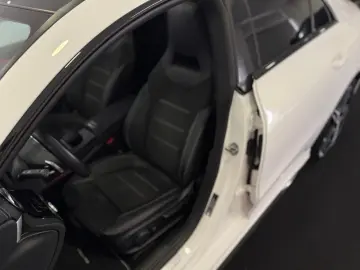 MERCEDES-BENZ CLA 200 7G AMG EDITION 2020  PANO AMBIENTE KAM