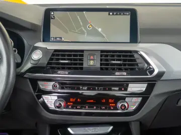 BMW X3 xDrive 30e Sport-Automatic  M-Sportpaket