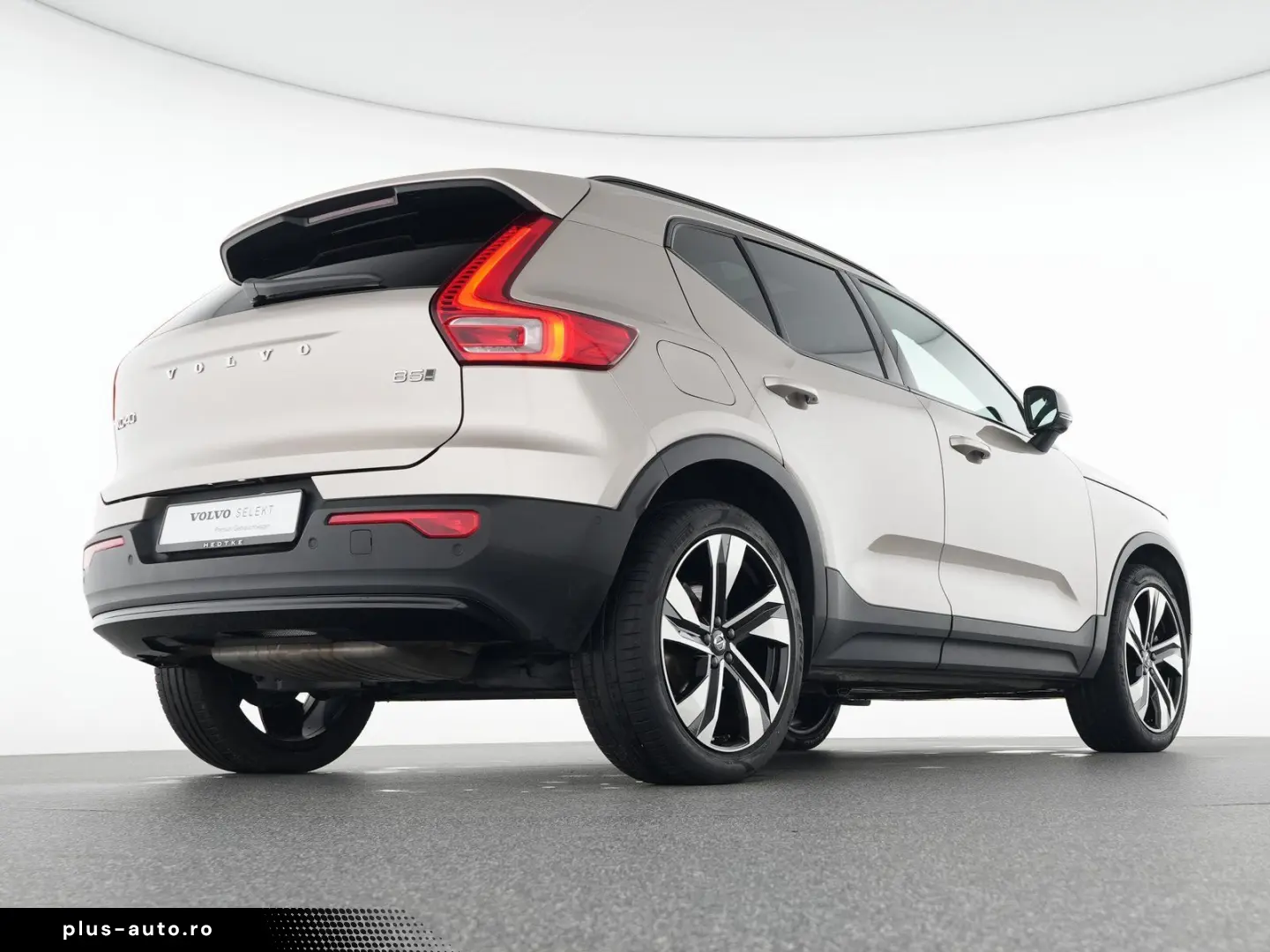 VOLVO XC40 B5 Benzin AWD Ultimate Dark 20  360 -KAMERA