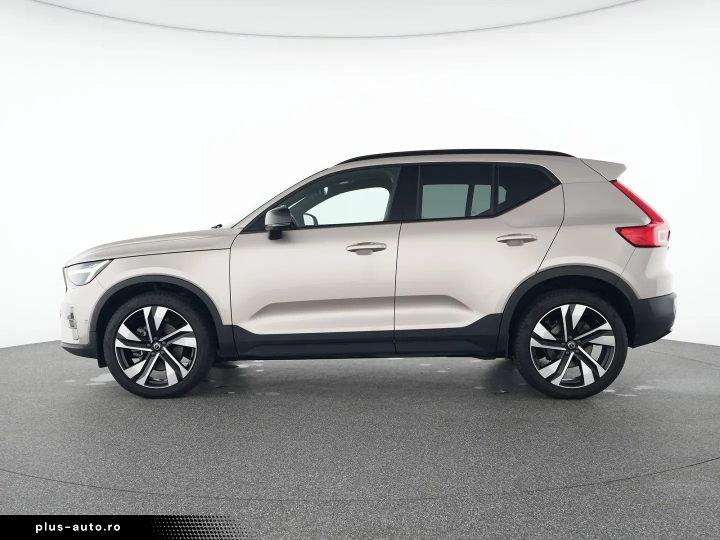 VOLVO XC40 B5 Benzin AWD Ultimate Dark 20  360 -KAMERA
