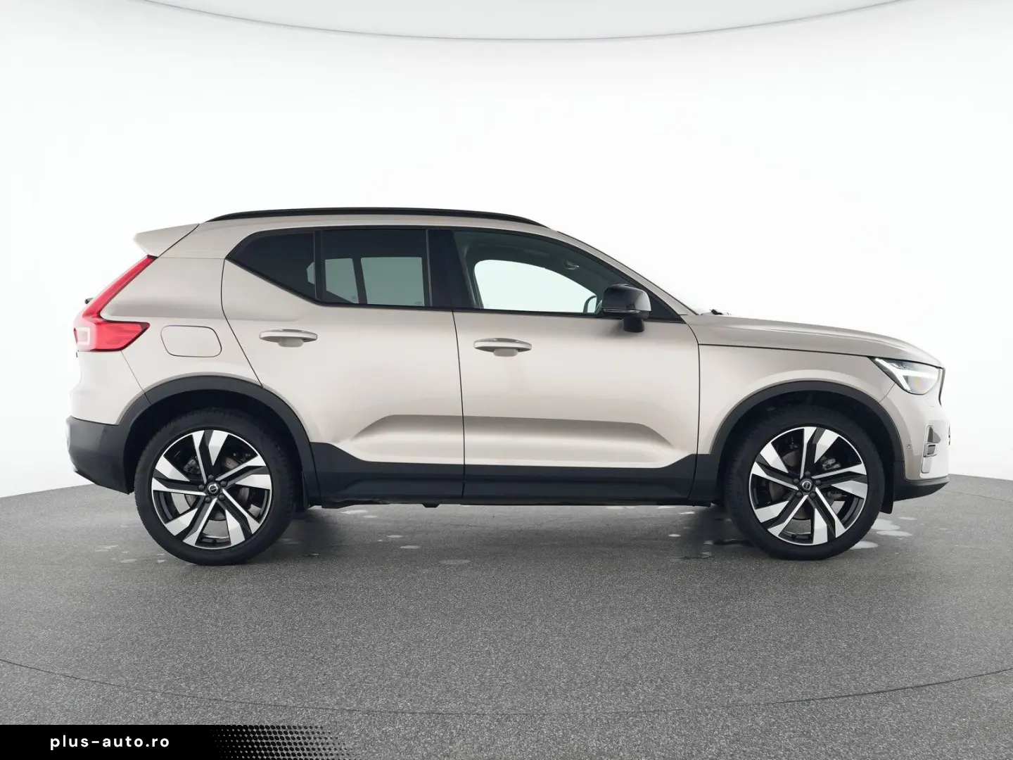 VOLVO XC40 B5 Benzin AWD Ultimate Dark 20  360 -KAMERA