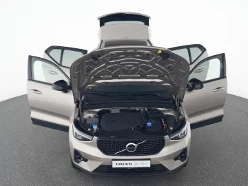 VOLVO XC40 B5 Benzin AWD Ultimate Dark 20  360 -KAMERA