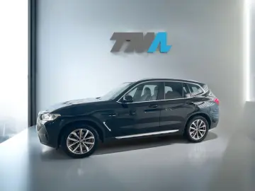 BMW X3 xDrive 20d PANO KAM360  LASER AHK MEMORY
