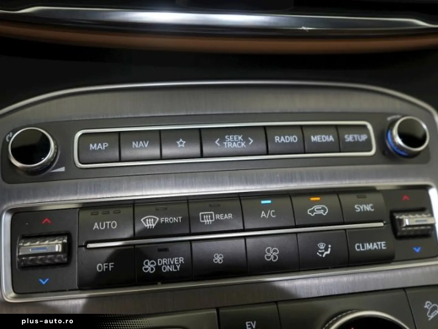 HYUNDAI SANTA FE PHEV SIGNATURE 4WD AT AHK VOLL LED NAVI