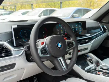 BMW X5 M DR.ASS.PRO.SOFTCL.SKY-LOUNGE.H K.360 .AHK