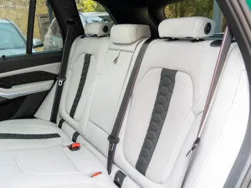 BMW X5 M DR.ASS.PRO.SOFTCL.SKY-LOUNGE.H K.360 .AHK