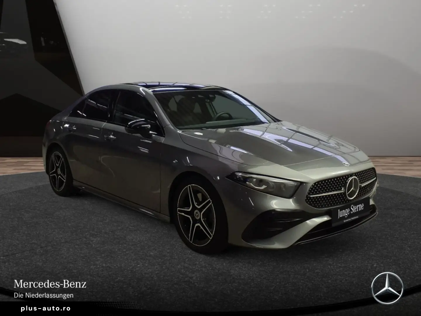 MERCEDES-BENZ A 220 4M AMG Night Pano AHK Multibeam &hellip;