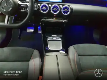 MERCEDES-BENZ A 220 4M AMG Night Pano AHK Multibeam &hellip;