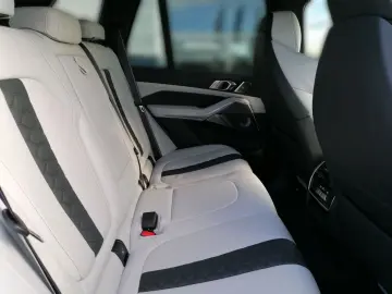 BMW X5 M Competition AHK Panodach HUD Klima Sitze So