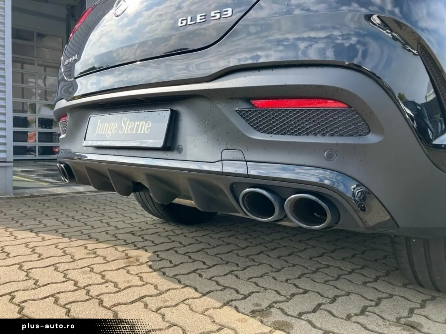 MERCEDES-BENZ AMG GLE 53 4M  AMG AHK HuD Pano Burmester Memo