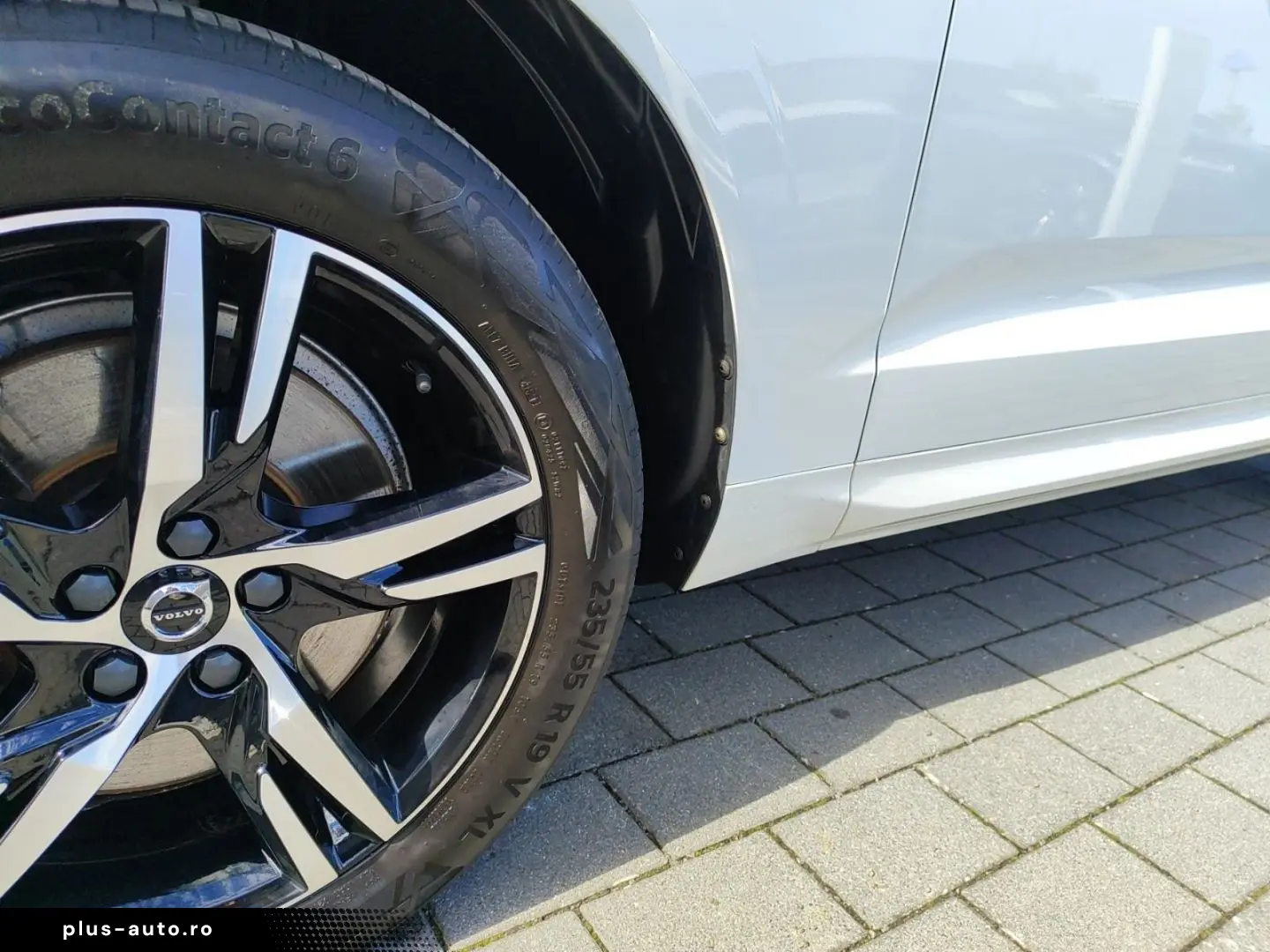 VOLVO XC60 B5 Diesel EU6d R Design AWD AD StandHZG Nav