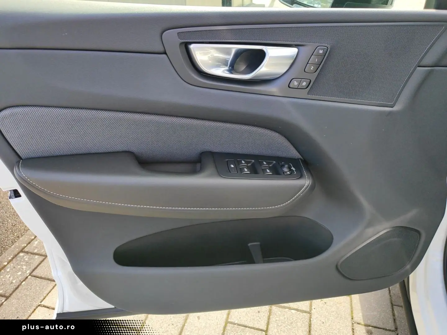 VOLVO XC60 B5 Diesel EU6d R Design AWD AD StandHZG Nav