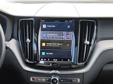 VOLVO XC60 B5 Diesel EU6d R Design AWD AD StandHZG Nav