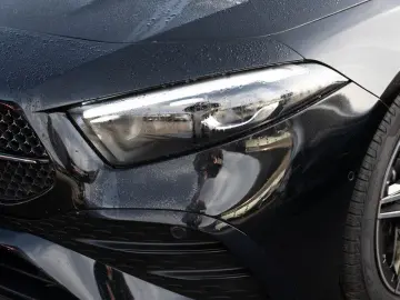 MERCEDES-BENZ A 220 4M Limo AMG-Sport MLB Pano AHK HUD Night