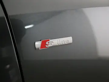 AUDI Q3 Sportback 2.0 TFSI quattro S-tronic S line  L