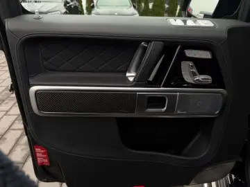MERCEDES-BENZ G 63 AMG-CARBON-Schiebedach-SUPERIOR
