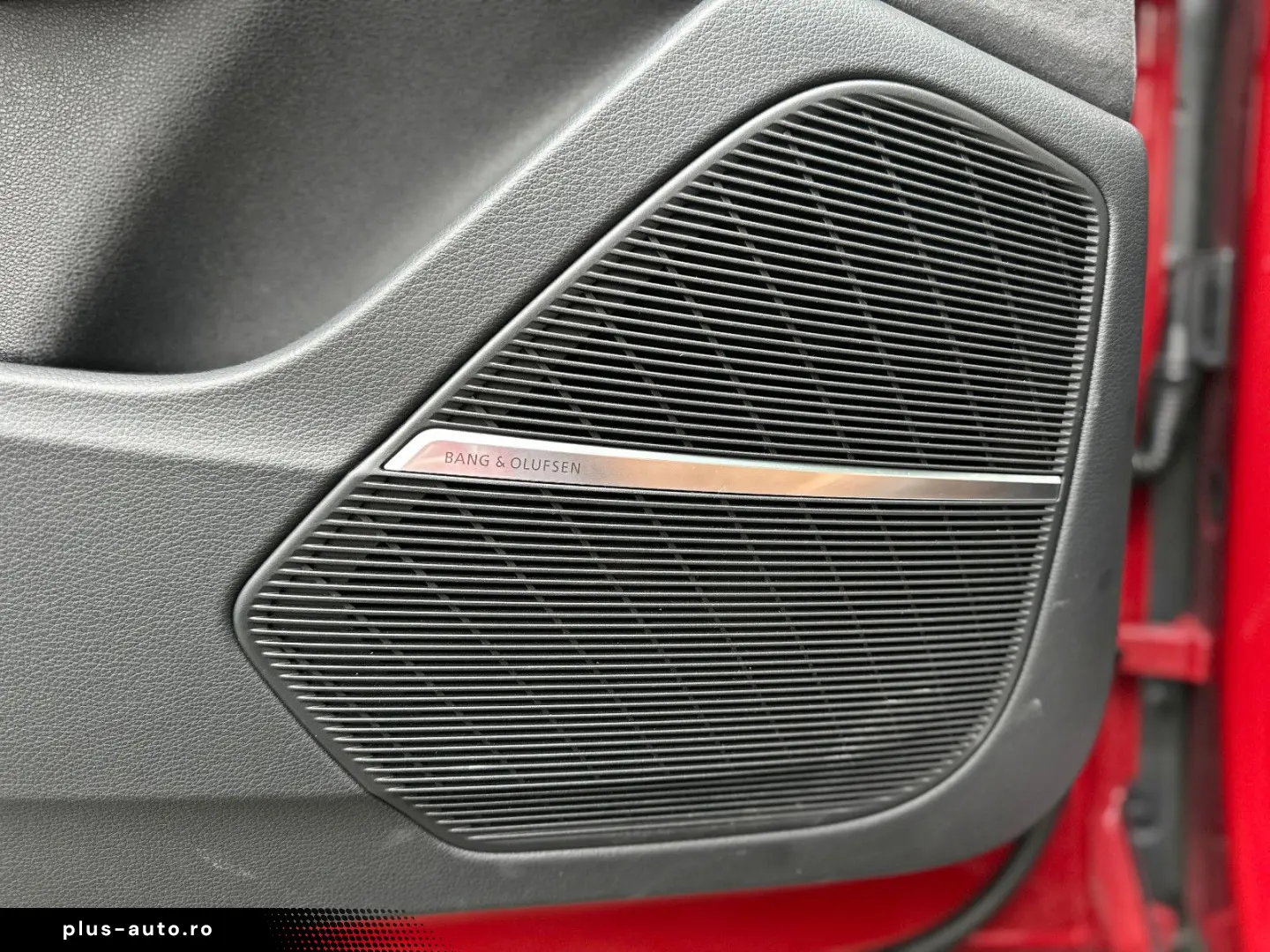 AUDI RSQ8 performance BLACK KERAMIK PANO HUD OLED