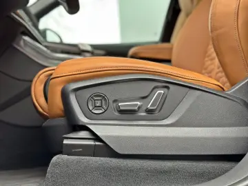 AUDI RSQ8 performance BLACK KERAMIK PANO HUD OLED