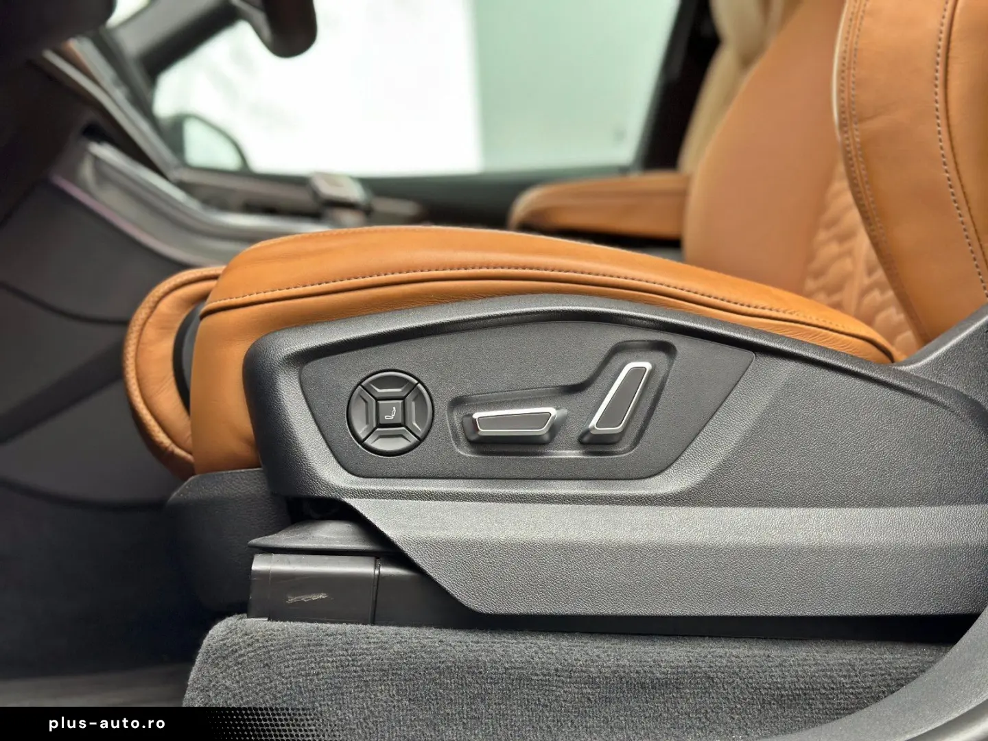 AUDI RSQ8 performance BLACK KERAMIK PANO HUD OLED