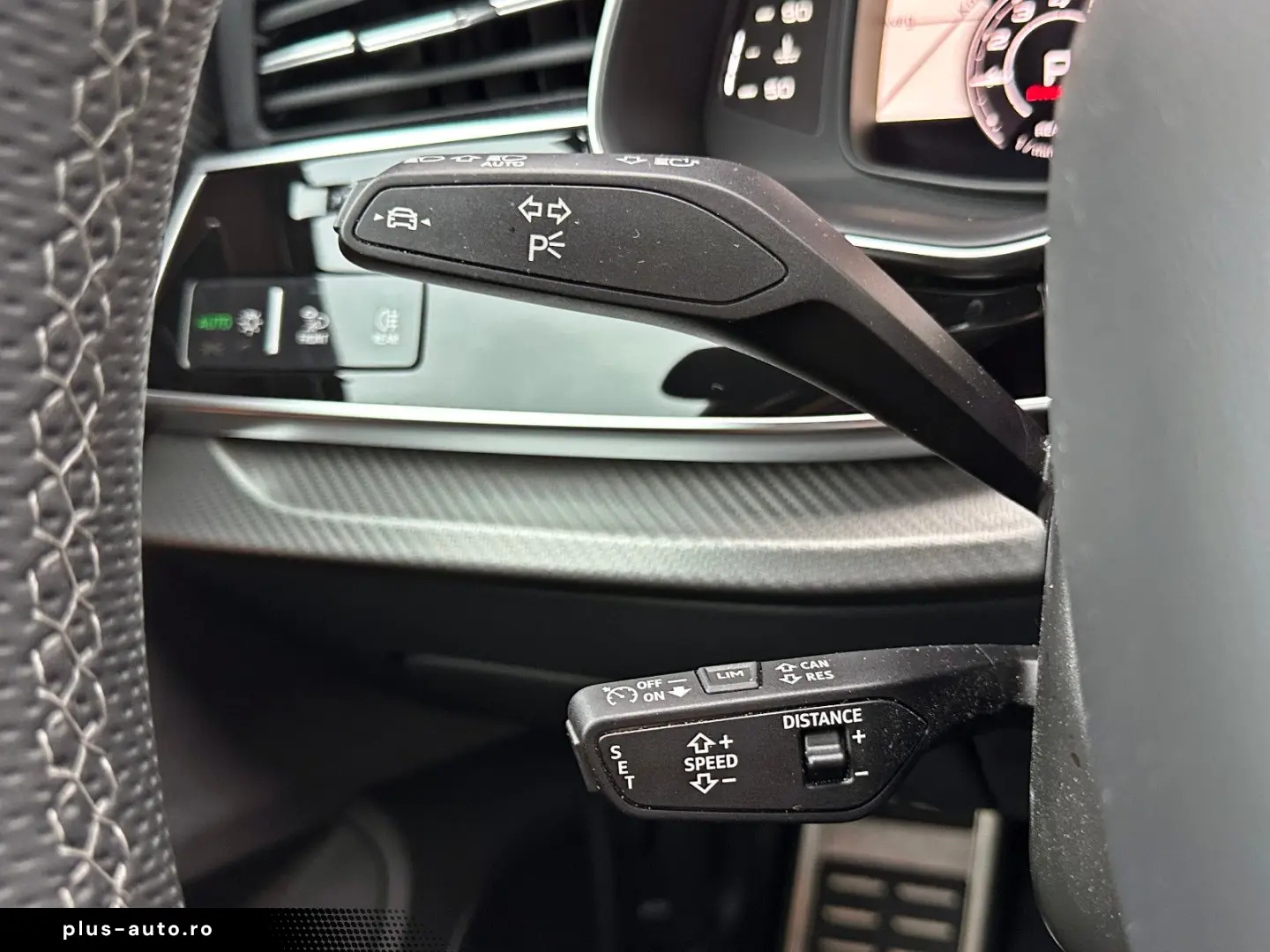 AUDI RSQ8 performance BLACK KERAMIK PANO HUD OLED