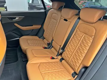 AUDI RSQ8 performance BLACK KERAMIK PANO HUD OLED