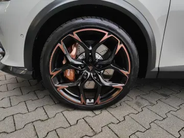 CUPRA Formentor 2.5 TSI 4D VZ5 Edt. Taiga Grey DSG