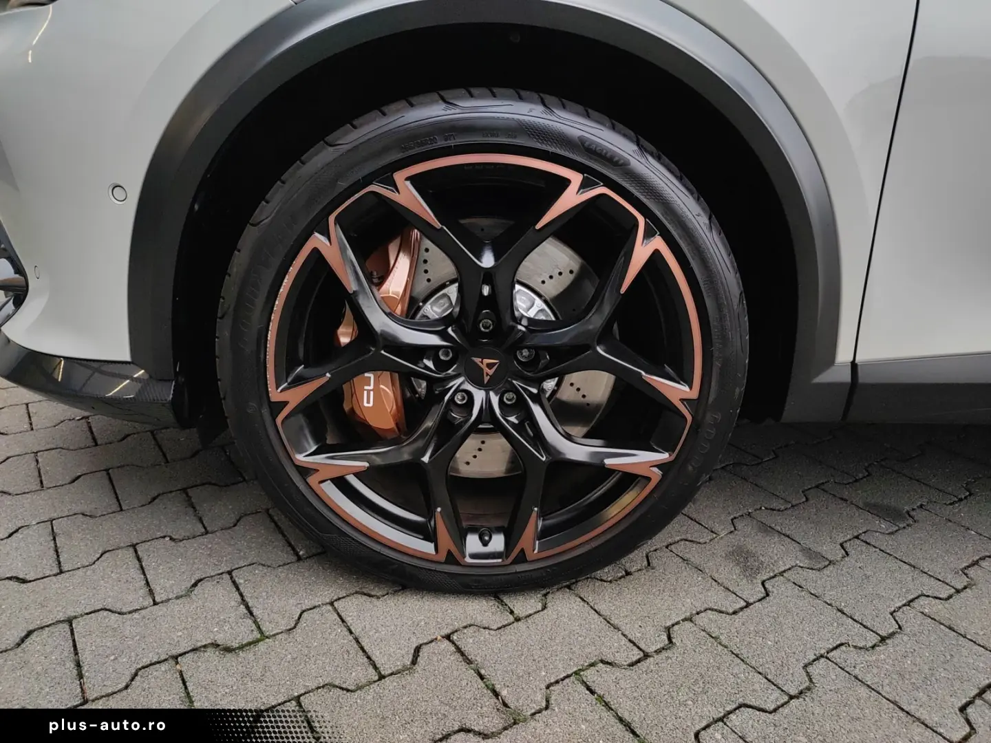 CUPRA Formentor 2.5 TSI 4D VZ5 Edt. Taiga Grey DSG