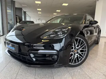 PORSCHE Panamera GTS Matrix ACC Bose Pano SoftClose 360