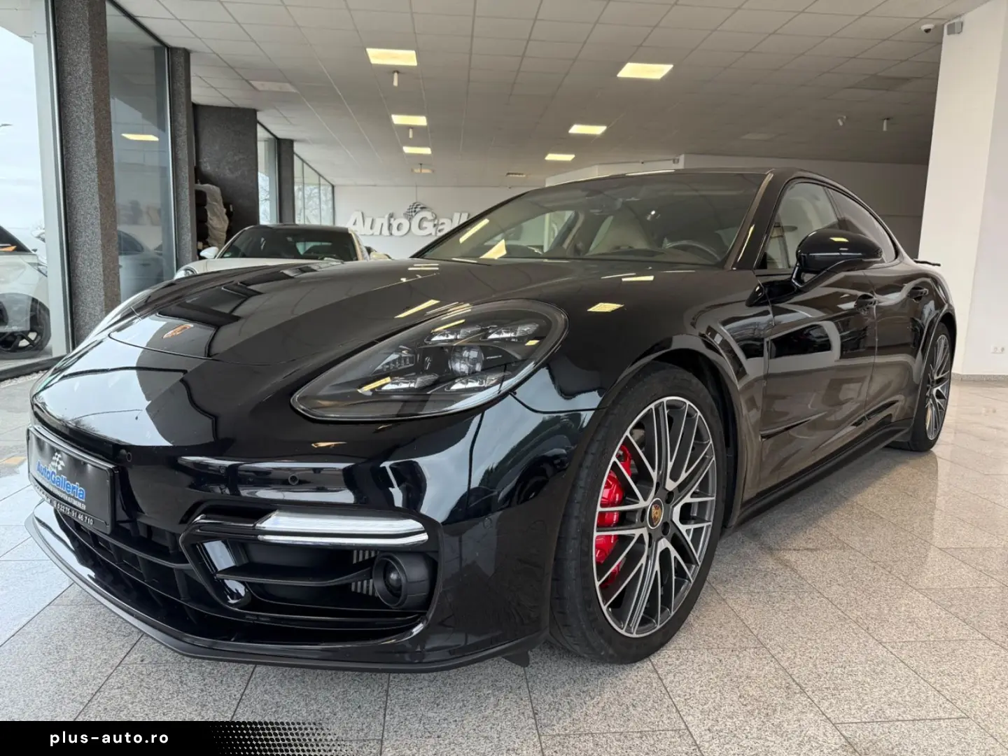 PORSCHE Panamera GTS Matrix ACC Bose Pano SoftClose 360